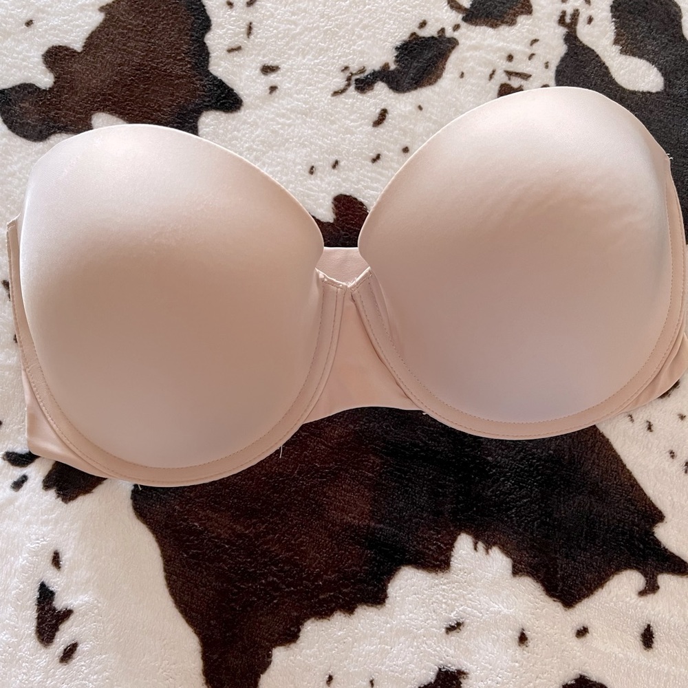 VS strapless bra